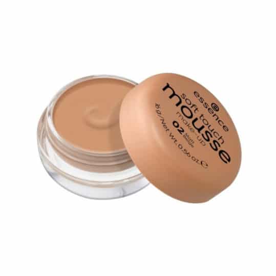 Essence Soft Touch Mousse Make Up 02